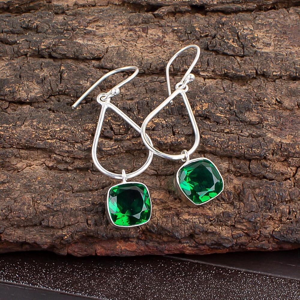 Хромдиопсид Драгоценный камень 925 Стерлинговое серебро Ручная работа Серьги-капли/подвески 1,90 EE-7-1
Хромдиопсид Драгоценный камень 925 Стерлинговое серебро Ручная работа Серьги-капли/подвески 1,90 EE-7-1