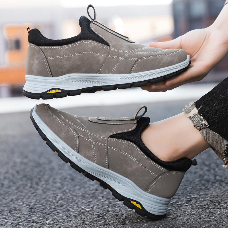 Large size men s shoes spring casual shoes leather shoes sports shoes men s breathable and non-smelly feet one pedal men s shoes 39 коричневий
Large size men s shoes spring casual shoes leather shoes sports shoes men s breathable and non-smelly feet one pedal men s shoes 39 коричневий