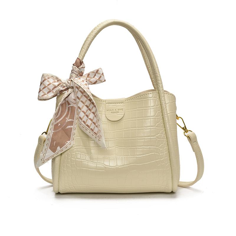 Handbag Women s New Shoulder Messenger Bag
Handbag Women s New Shoulder Messenger Bag