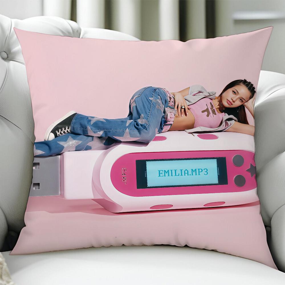 EEmilia Singer MMerness cushion cover Birthday Anniversary Gifts Double Sided Printed Zipper Cushion Cover Soft Skin Bedding 30x30cm
EEmilia Singer MMerness cushion cover Birthday Anniversary Gifts Double Sided Printed Zipper Cushion Cover Soft Skin Bedding 30x30cm