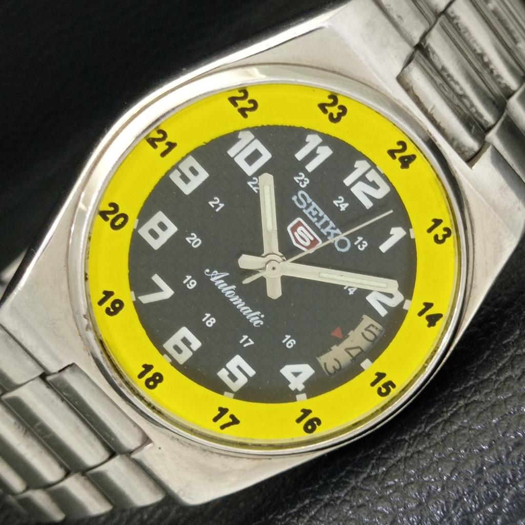 Б/У оригинальные винтажные часы SEIKO 5 с автоподзаводом из Японии мужские черные часы с черным циферблатом a434521-2 R121-a434521
Б/У оригинальные винтажные часы SEIKO 5 с автоподзаводом из Японии мужские черные часы с черным циферблатом a434521-2 R121-a434521
