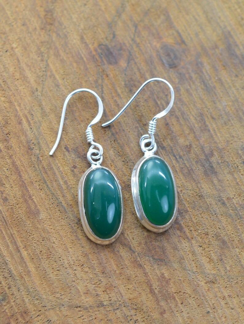 Solid 925 Sterling Silver Green onyx Oval Gemstone Dangle Earrings Gift For Her Wedding Gifts
Solid 925 Sterling Silver Green onyx Oval Gemstone Dangle Earrings Gift For Her Wedding Gifts