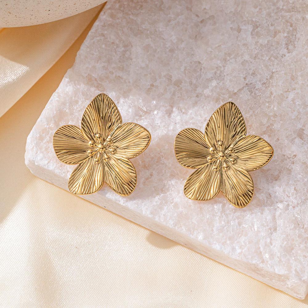 Vintage Metal Flower Big Stid Earrings for Women Trendy Golden Copper Color European Simple Personality Earrings Party Zircon
Vintage Metal Flower Big Stid Earrings for Women Trendy Golden Copper Color European Simple Personality Earrings Party Zircon