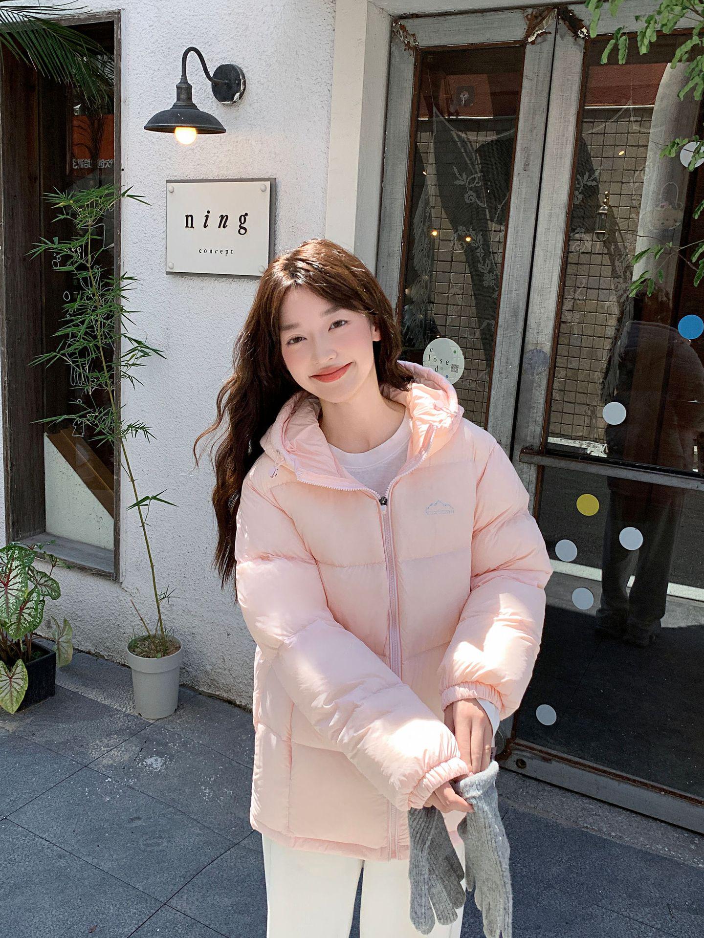 2025 Winter Korean Style Hooded 90% White Duck Down Jacket, Short Length, Unisex Thickened Outerwear S (85-115 jin)
2025 Winter Korean Style Hooded 90% White Duck Down Jacket, Short Length, Unisex Thickened Outerwear S (85-115 jin)