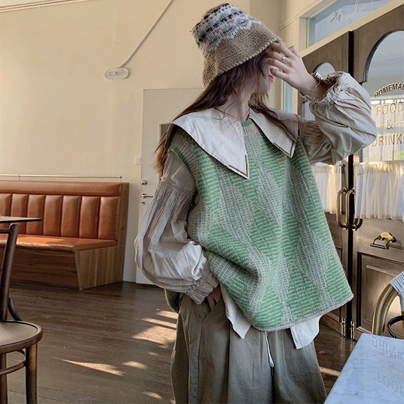 Plus Size Ladies Doll Collar Shirt Green Loose Three-Piece Set Single Green Vest S
Plus Size Ladies Doll Collar Shirt Green Loose Three-Piece Set Single Green Vest S