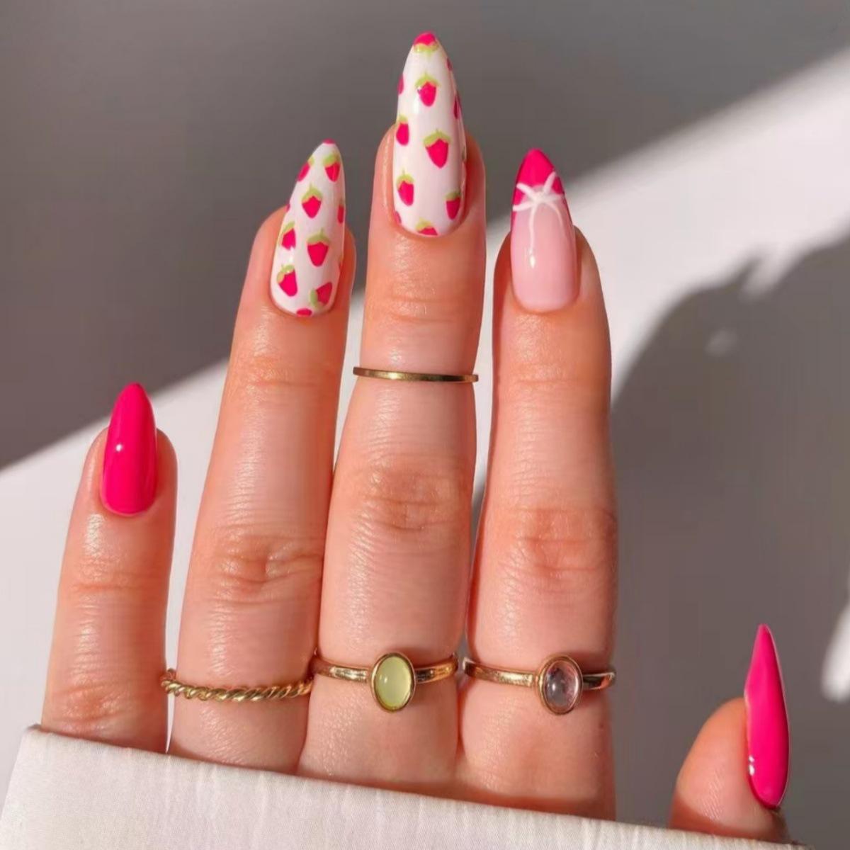 Glossy Almond Strawberry Color Block False Nails - 24 Pieces, Fresh & Cute Wearable Nail Art
Glossy Almond Strawberry Color Block False Nails - 24 Pieces, Fresh & Cute Wearable Nail Art