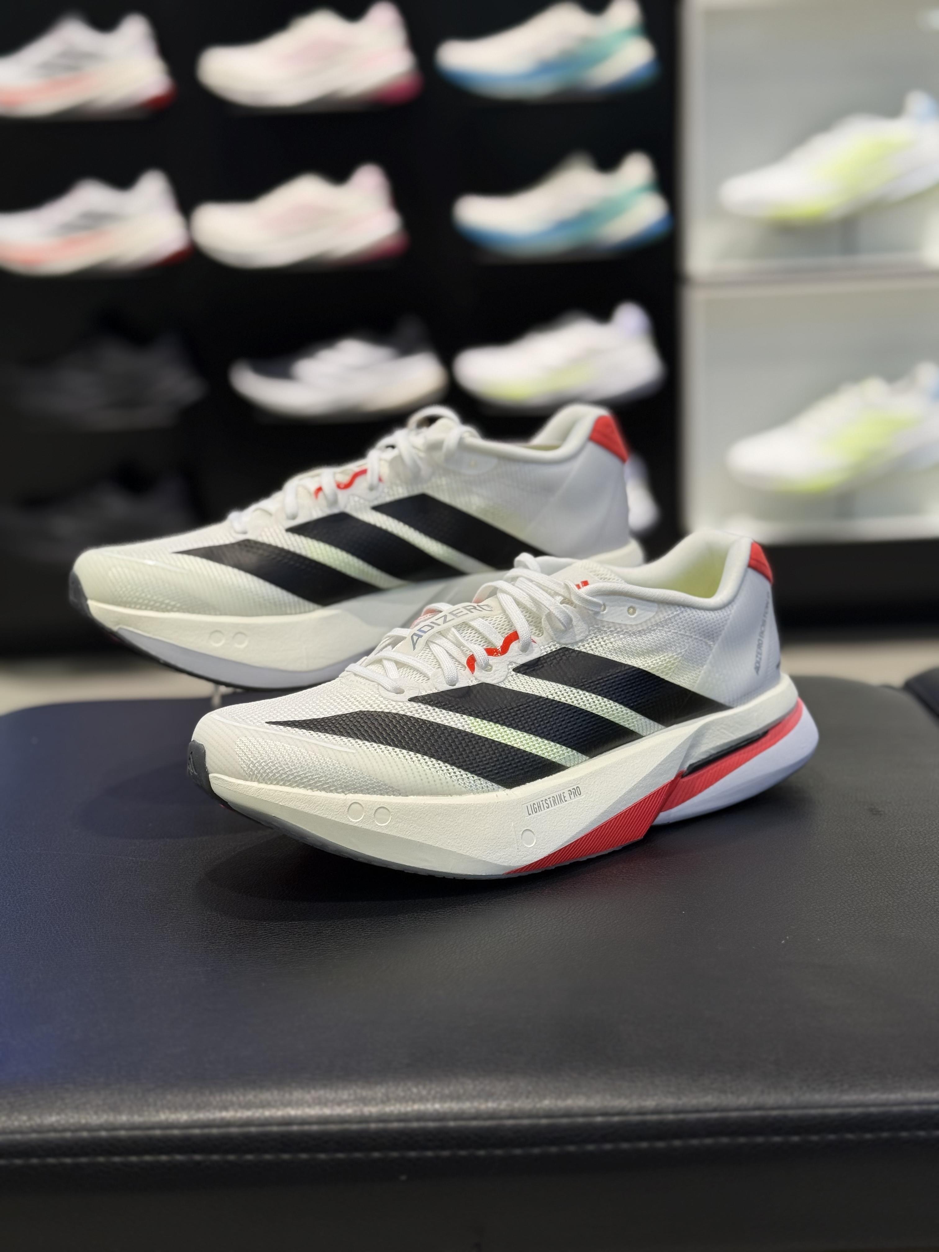 Adidas Men Adizero Boston 13 Running Shoes JS4932 10.5
Adidas Men Adizero Boston 13 Running Shoes JS4932 10.5
