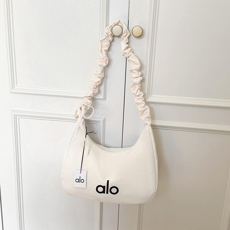 Ladies Shoulder Bag, Diagonal Cross Dumpling Bag, Waterproof, Fashionable, Minimalist, Large Capacity Commuting Armpit Bag белый
Ladies Shoulder Bag, Diagonal Cross Dumpling Bag, Waterproof, Fashionable, Minimalist, Large Capacity Commuting Armpit Bag белый