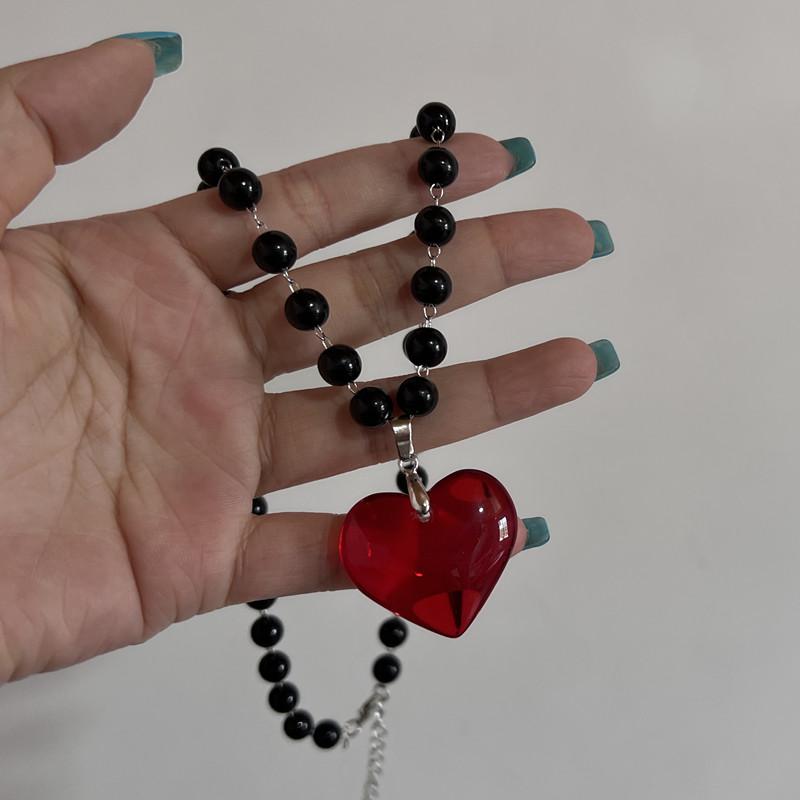 Large Red Glass Heart Rosary Necklace Black Beaded Charm Goth Punk Hip Hop Rock Jewelry Accessories Gift Pendant Choker
Large Red Glass Heart Rosary Necklace Black Beaded Charm Goth Punk Hip Hop Rock Jewelry Accessories Gift Pendant Choker