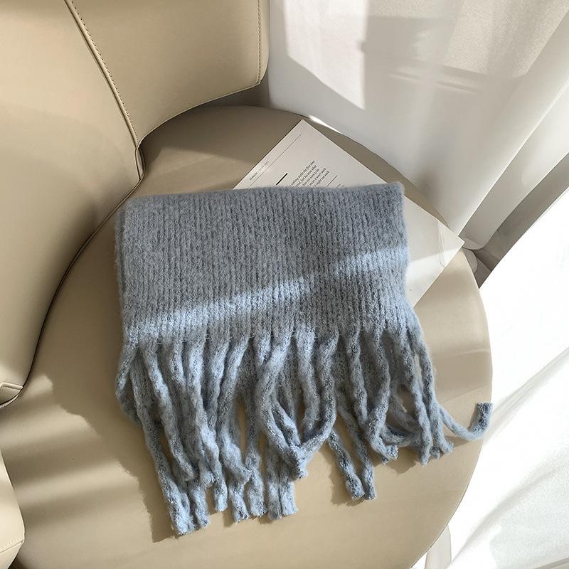 New Christmas red scarf female winter couple thickened imitation cashmere solid color knitted fringed scarf male trend
New Christmas red scarf female winter couple thickened imitation cashmere solid color knitted fringed scarf male trend