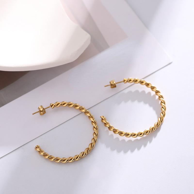 Wind button ring earrings size circle titanium steel stud earrings do not fade female gifts girlfriends
Wind button ring earrings size circle titanium steel stud earrings do not fade female gifts girlfriends