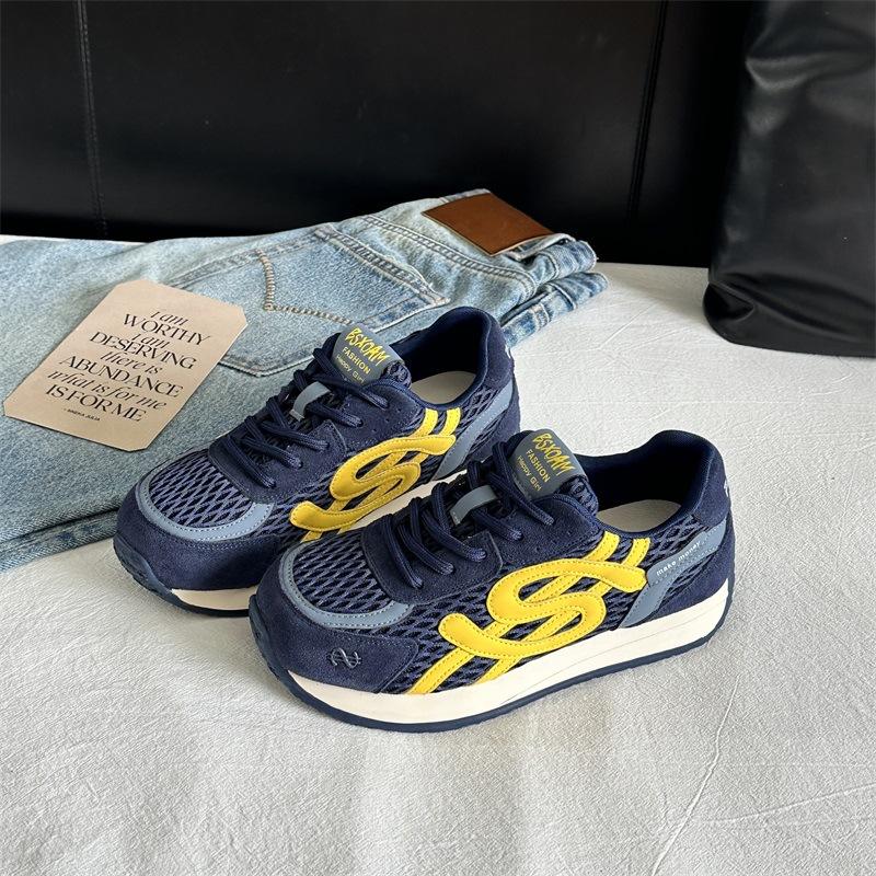 2025 summer new fashion leather training shoes women s thick soles increase height versatile soft soles sports and leisure Forrest Gump shoes 40
2025 summer new fashion leather training shoes women s thick soles increase height versatile soft soles sports and leisure Forrest Gump shoes 40