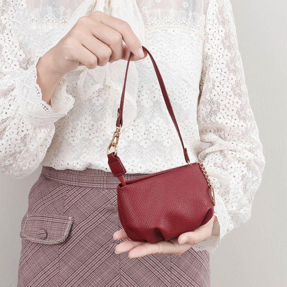 Solid Color Small Dumpling Purse Luxury Chain Handbag Fashion Crossbody Coin Purse Wallet червоний
Solid Color Small Dumpling Purse Luxury Chain Handbag Fashion Crossbody Coin Purse Wallet червоний
