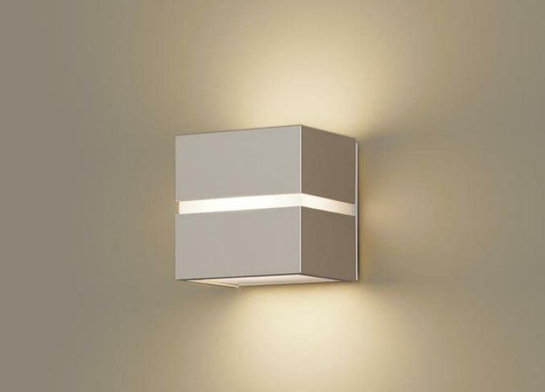 Panasonic Porch Light Back Exit Light, Directly Mounted on the Wall, Light Bulb Color, Diffused, Rainproof Type, 40 Shape, White LSEW4072LE1
Panasonic Porch Light Back Exit Light, Directly Mounted on the Wall, Light Bulb Color, Diffused, Rainproof Type, 40 Shape, White LSEW4072LE1
