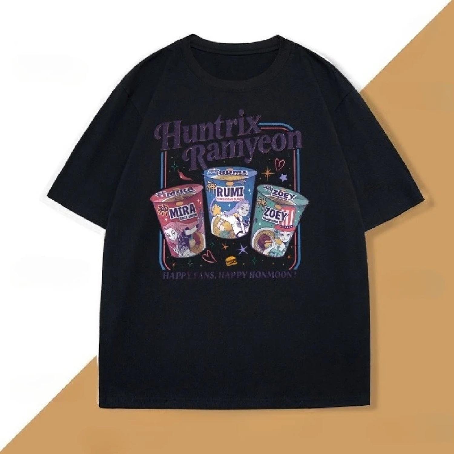 Huntrix Ramyeon T Shirt for Men Women Demon Hunter Noodle T-shirt Cool Casual Loose Clothing Harajuku Cotton Graphic T Shirts XXXXXL чорний
Huntrix Ramyeon T Shirt for Men Women Demon Hunter Noodle T-shirt Cool Casual Loose Clothing Harajuku Cotton Graphic T Shirts XXXXXL чорний