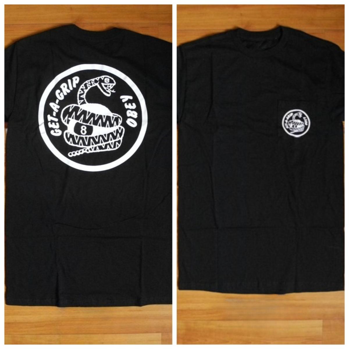 Get-A-Grip Pocket T-Shirt Loose Crew Neck Trendy Men s Women s Short Sleeve Versatile Vintage Alphabet Pattern T-Shirt 3XL
Get-A-Grip Pocket T-Shirt Loose Crew Neck Trendy Men s Women s Short Sleeve Versatile Vintage Alphabet Pattern T-Shirt 3XL