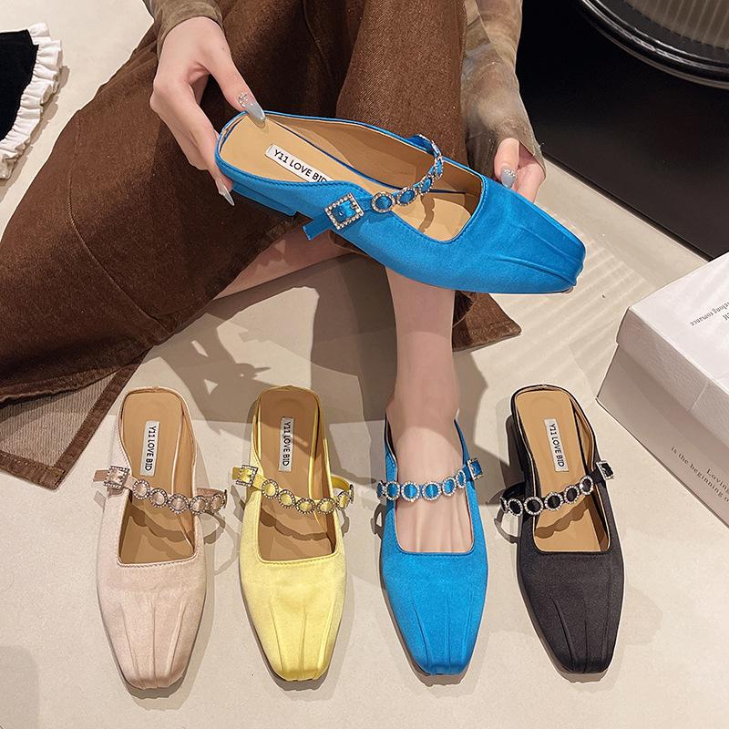 Baotou half slippers women s outer wear 2025 spring new satin Mary Jane single shoes rhinestone square head cool slippers 40 чорний
Baotou half slippers women s outer wear 2025 spring new satin Mary Jane single shoes rhinestone square head cool slippers 40 чорний