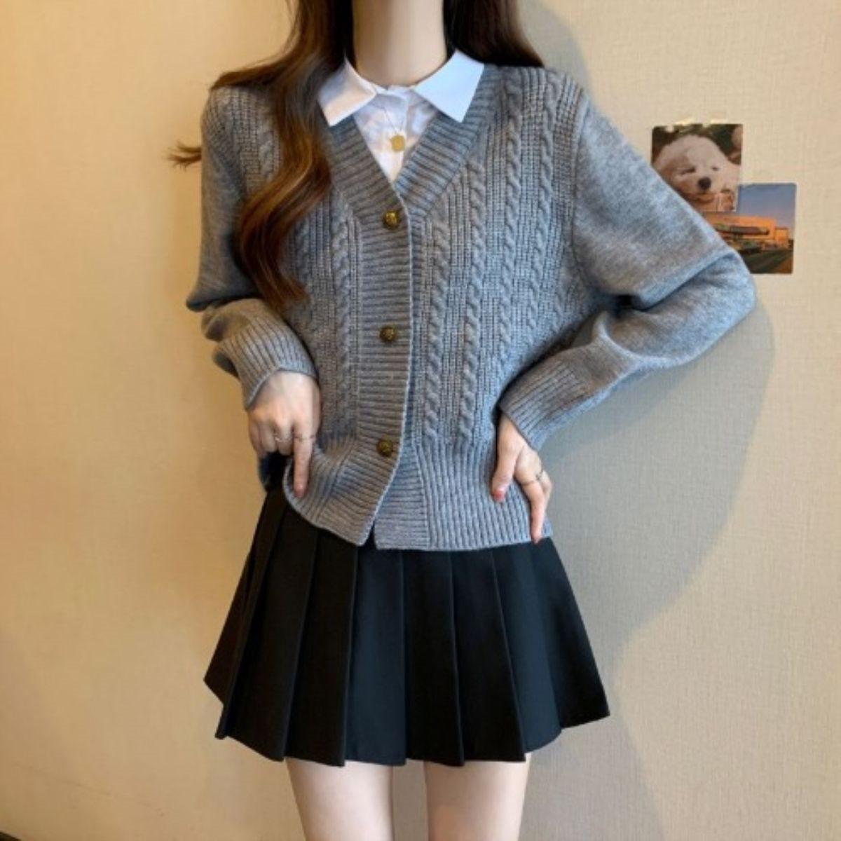 Women s Knit Cardigan: Faux Two-Piece Stitch Design, Long Sleeve, Fall/Winter Fashion Top L сірий колір
Women s Knit Cardigan: Faux Two-Piece Stitch Design, Long Sleeve, Fall/Winter Fashion Top L сірий колір