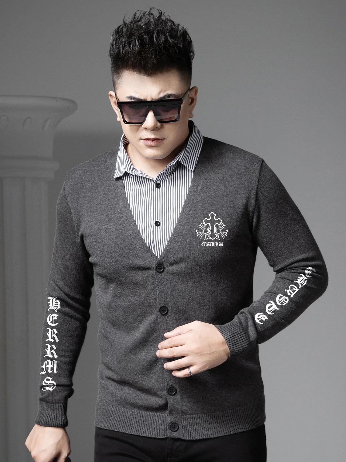 European Style Fake Two-Piece Cardigan Sweater for Men, 2025 Autumn and Winter Season, Shirt Collar Knitwear, Trendy Printed Sweater 4XL чёрный
European Style Fake Two-Piece Cardigan Sweater for Men, 2025 Autumn and Winter Season, Shirt Collar Knitwear, Trendy Printed Sweater 4XL чёрный
