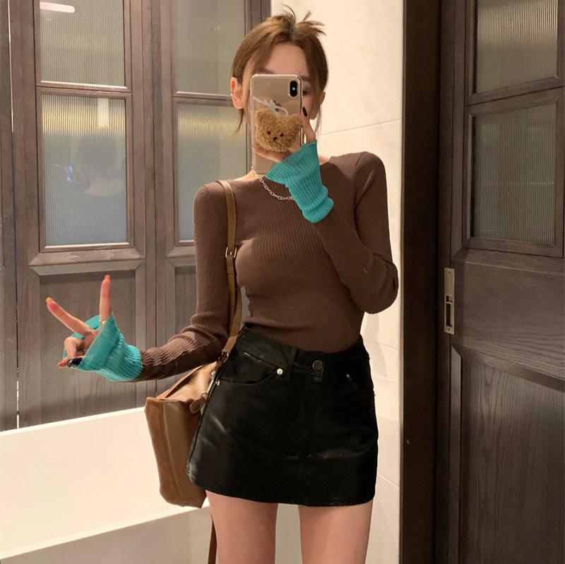 Contrasting color splicing long-sleeved black knitted bottoming shirt for women s inner wear autumn new temperament casual slim-fitting top One size
Contrasting color splicing long-sleeved black knitted bottoming shirt for women s inner wear autumn new temperament casual slim-fitting top One size