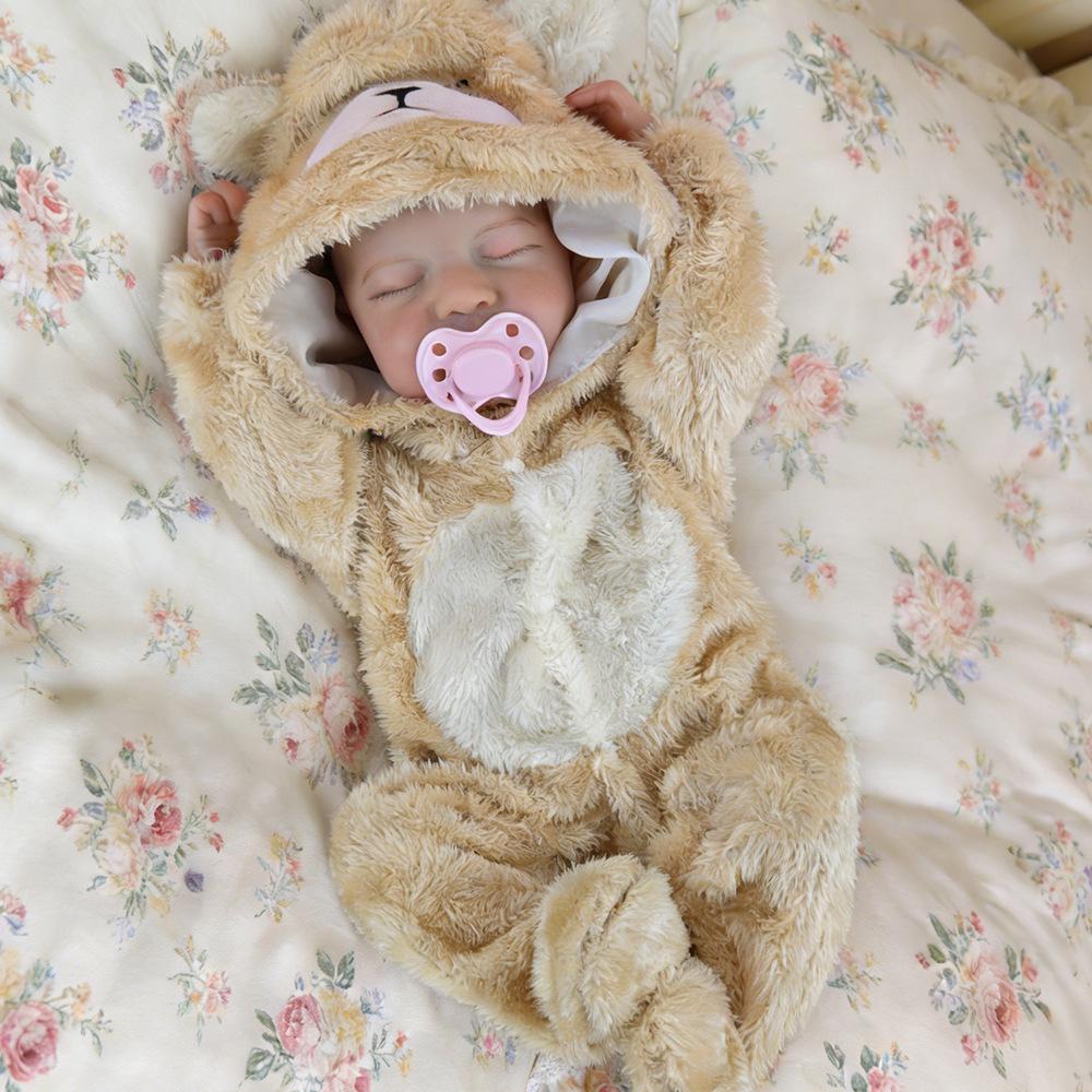 46 см Реалістична лялька Reborn Baby Леві в костюмі ведмедика - Мила дитяча іграшка Clothes Only
46 см Реалістична лялька Reborn Baby Леві в костюмі ведмедика - Мила дитяча іграшка Clothes Only