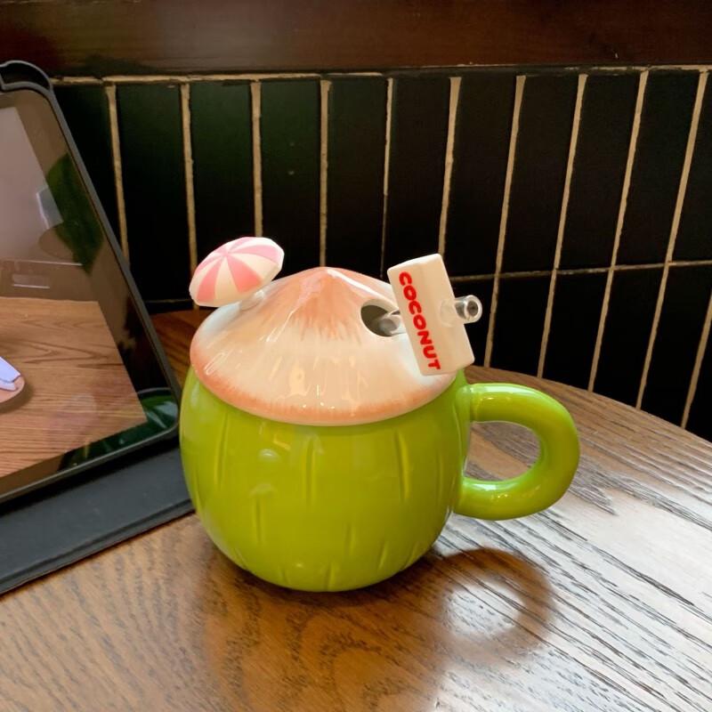 Creative Coconut Straw Mug with Lid
Creative Coconut Straw Mug with Lid