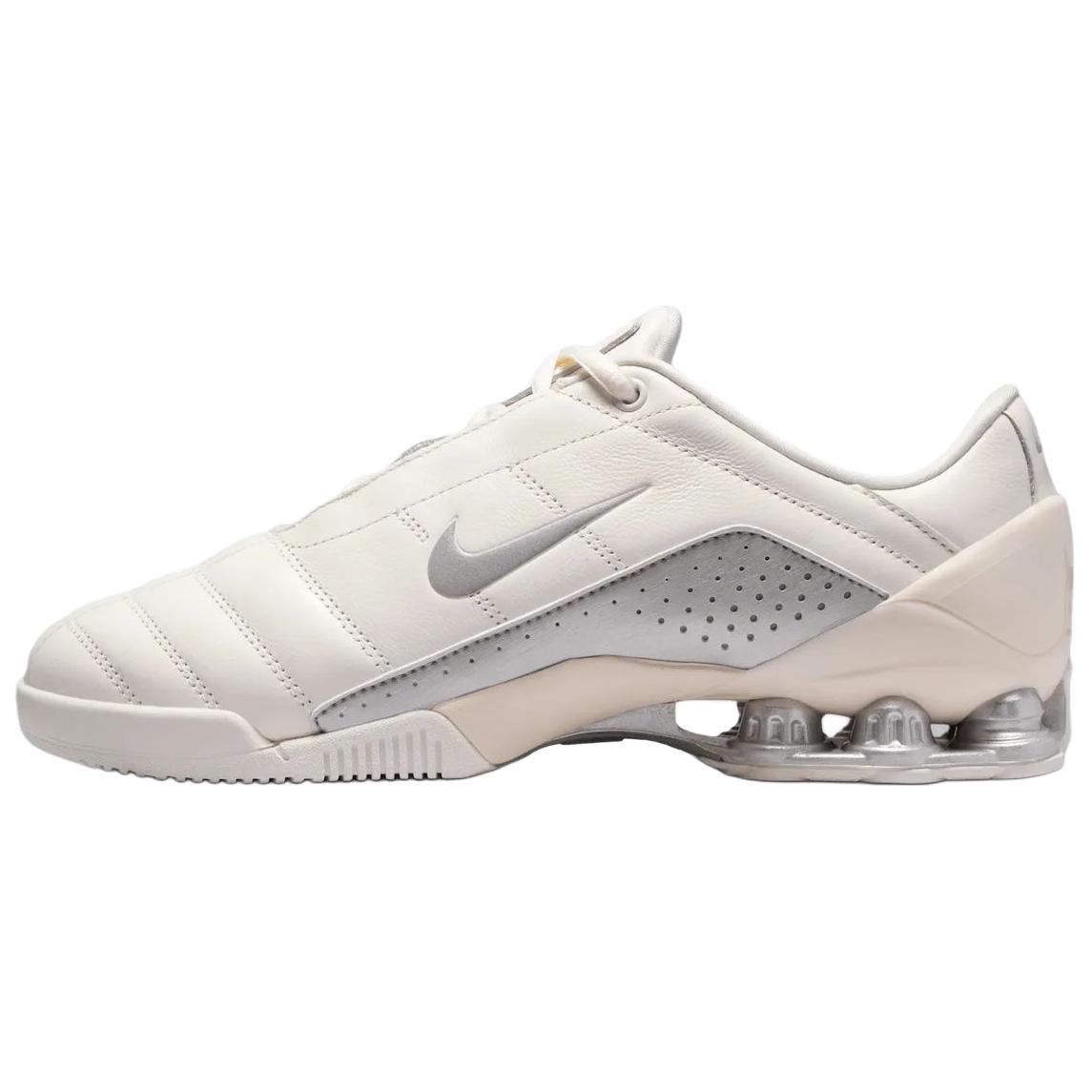 Жіночі кросівки Nike Total 90 Shox Magia Sail Metallic Silver Крем IO9300-100 38
Жіночі кросівки Nike Total 90 Shox Magia Sail Metallic Silver Крем IO9300-100 38