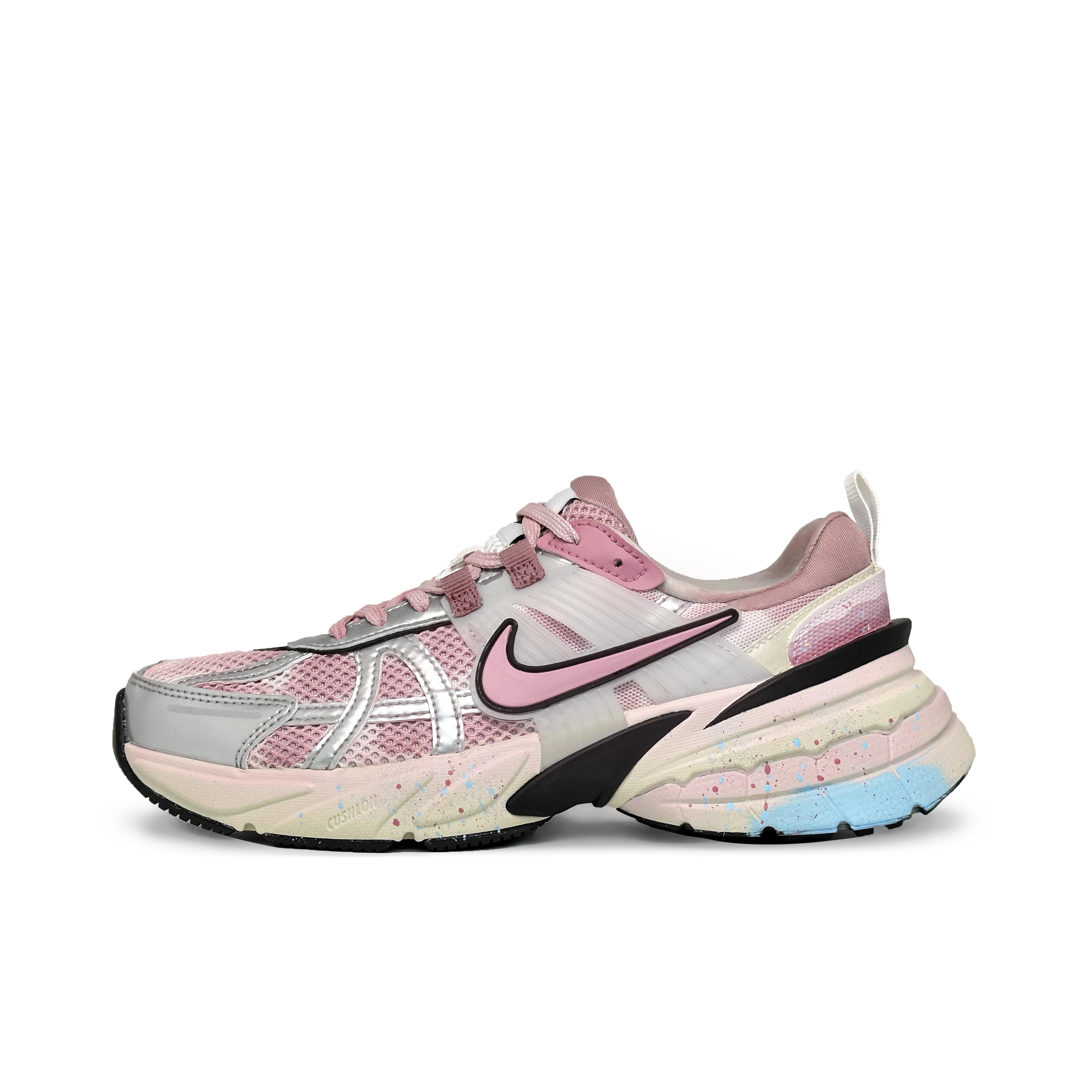 Nike V2K Run Fabric Low top Running Shoes Women s Silver Pink Blue FD0736-100(Team186-) 37.5
Nike V2K Run Fabric Low top Running Shoes Women s Silver Pink Blue FD0736-100(Team186-) 37.5