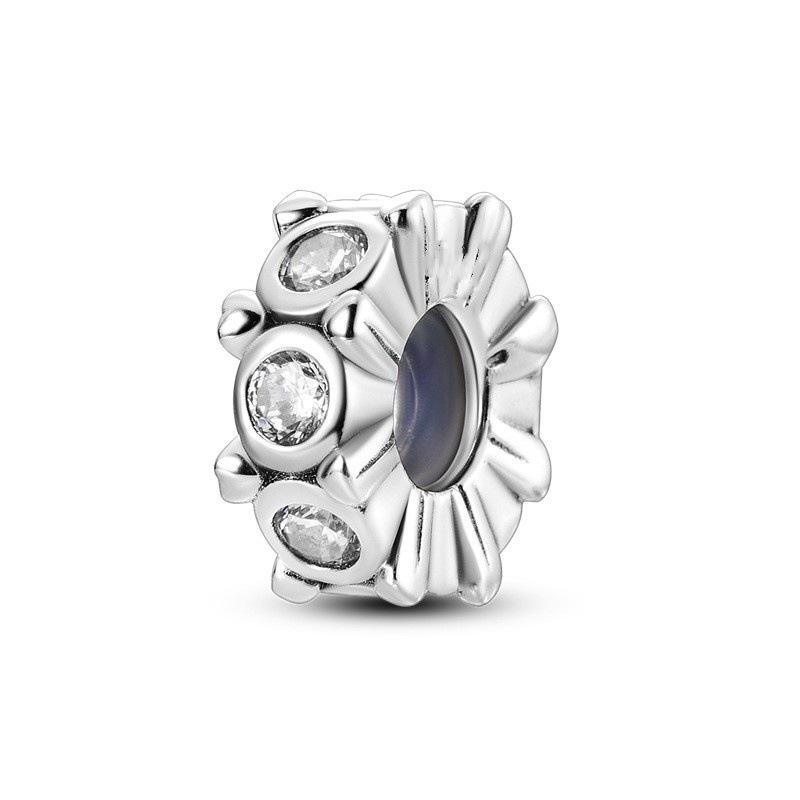 Beads Copper Plated S925 Silver Pendant Beads Emerald Isolation Beads DIY Beads Bracelet Necklace
Beads Copper Plated S925 Silver Pendant Beads Emerald Isolation Beads DIY Beads Bracelet Necklace