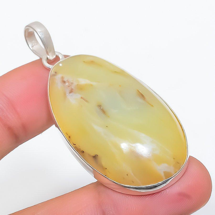 Chrysoprase Gemstone Handmade 925 Steling Silver Jewelry Pendant 2.17 SU-9628
Chrysoprase Gemstone Handmade 925 Steling Silver Jewelry Pendant 2.17 SU-9628