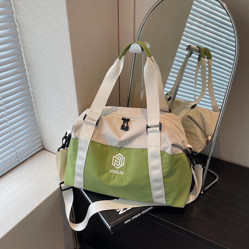 Large Capacity Travel Bag Multi-Color Stitching Fitness Bag Dry and Wet Separation Training Bag Luggage Bag хаки
Large Capacity Travel Bag Multi-Color Stitching Fitness Bag Dry and Wet Separation Training Bag Luggage Bag хаки