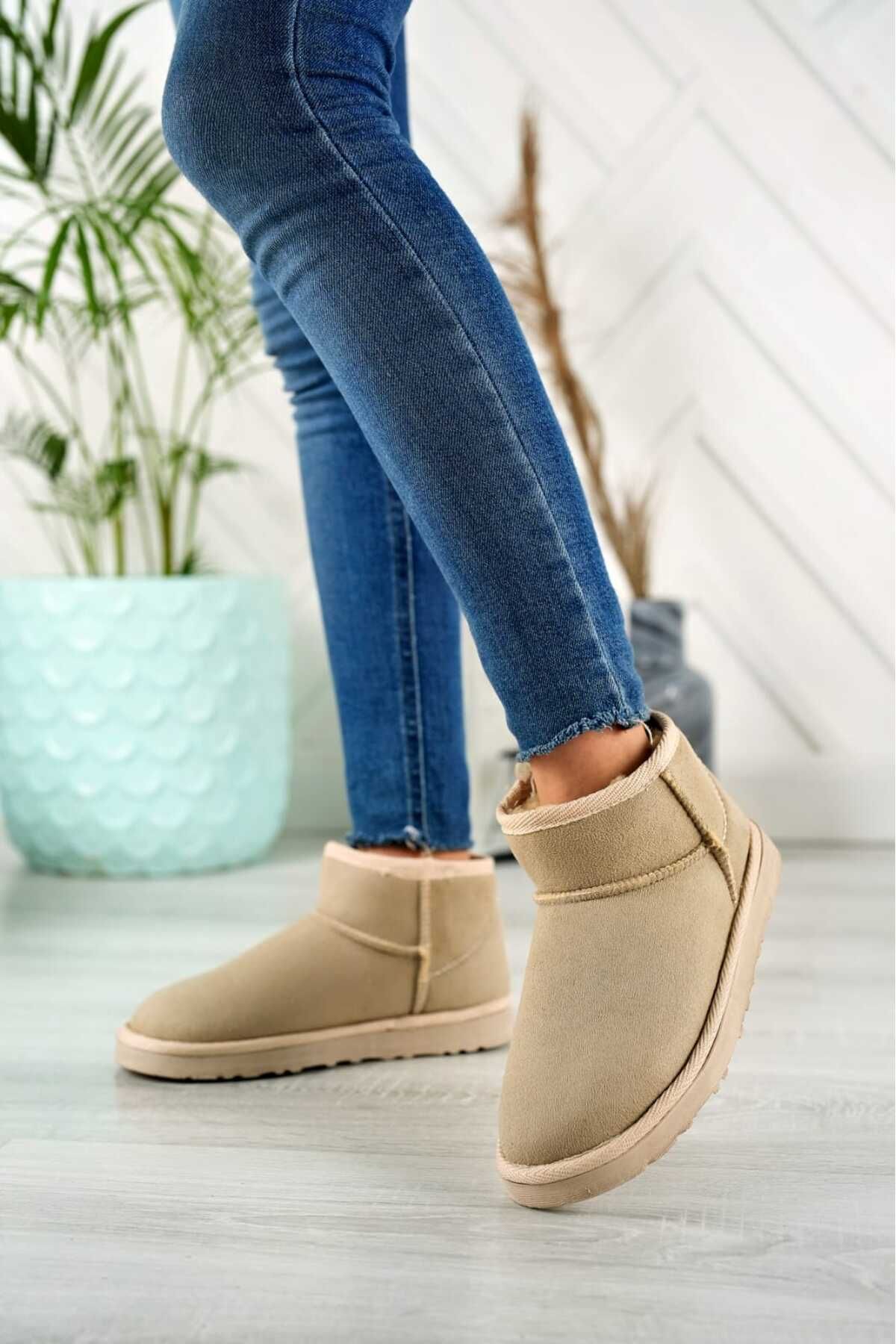 Women Modern Stylish Fashion Women Beige Ultra Mini Suede Ankle Boots Furry Flat Heel Boots 38
Women Modern Stylish Fashion Women Beige Ultra Mini Suede Ankle Boots Furry Flat Heel Boots 38