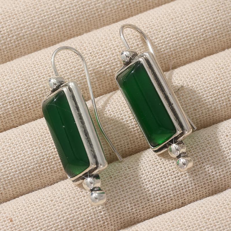 Vintage Copper Color Green Stone Dangle Women s Earrings Square Party Daily Wear
Vintage Copper Color Green Stone Dangle Women s Earrings Square Party Daily Wear