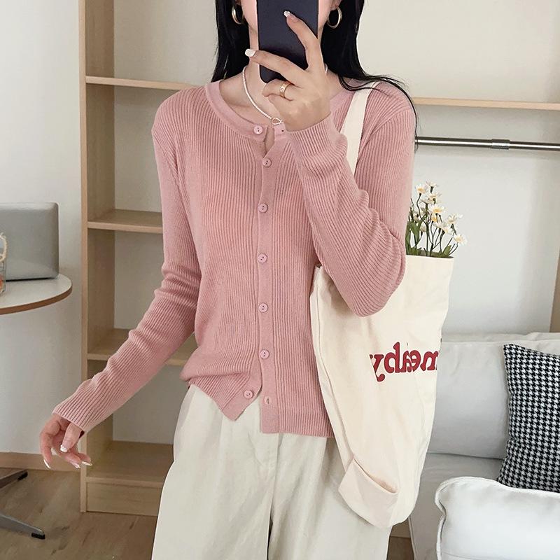 Korean Style 2024 Women s Thin Knit Cardigan - Solid Color, Versatile Spring/Autumn Sweater L
Korean Style 2024 Women s Thin Knit Cardigan - Solid Color, Versatile Spring/Autumn Sweater L