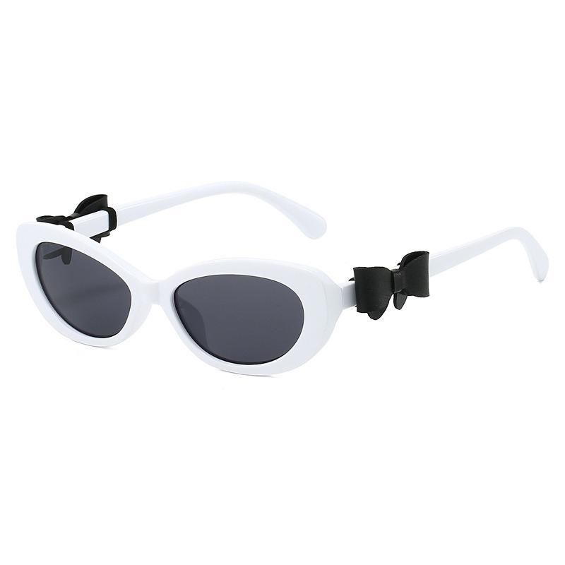 Women s Sunglasses UV Protection Vintage Cat Eye Bow Decor Premium Elegant Streetwear Shade Sun Block Anti Glare Lightweight
Women s Sunglasses UV Protection Vintage Cat Eye Bow Decor Premium Elegant Streetwear Shade Sun Block Anti Glare Lightweight