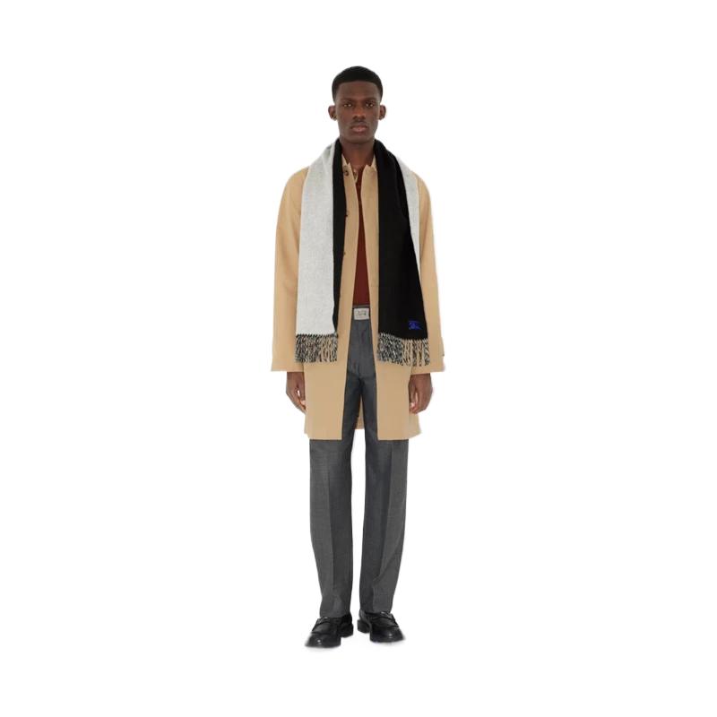 Унісекс двосторонній кашеміровий шарф Burberry One Size
Унісекс двосторонній кашеміровий шарф Burberry One Size