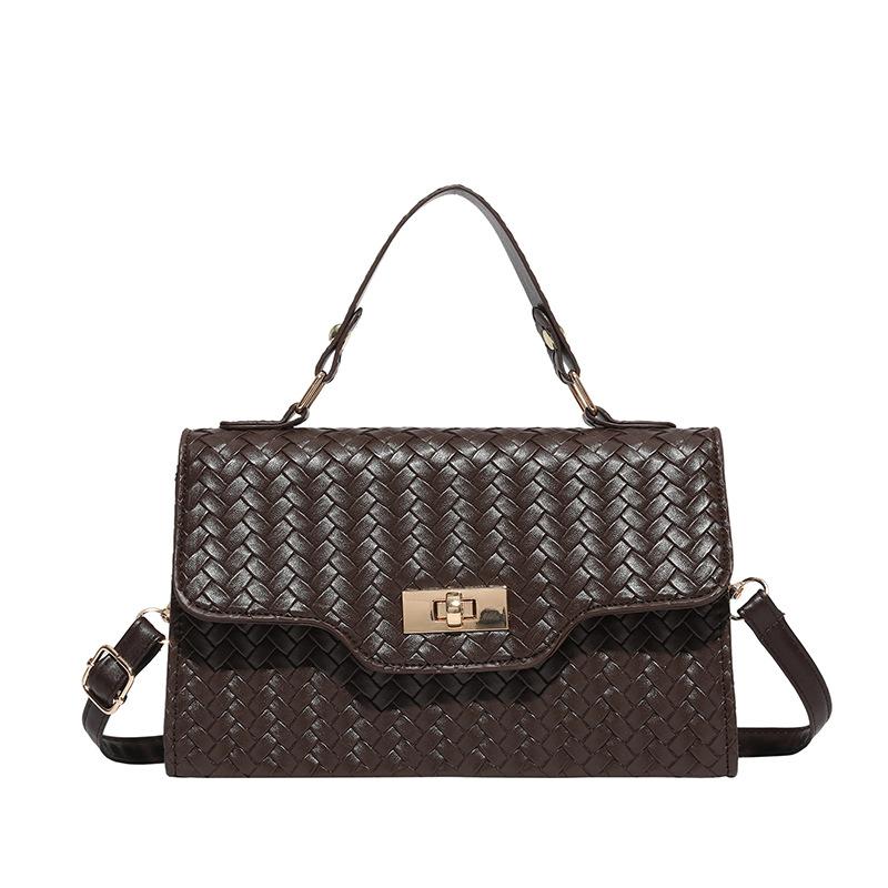 Spring and summer new fashion temperament messenger bag handbag atmospheric simple women s bag woven practical handbag
Spring and summer new fashion temperament messenger bag handbag atmospheric simple women s bag woven practical handbag