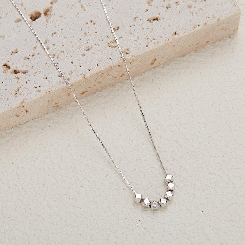 S925 Whole Body Sterling Silver Colored Treasure Necklace Female Design Multiple Silver Beans To Form A Pendant Versatile
S925 Whole Body Sterling Silver Colored Treasure Necklace Female Design Multiple Silver Beans To Form A Pendant Versatile