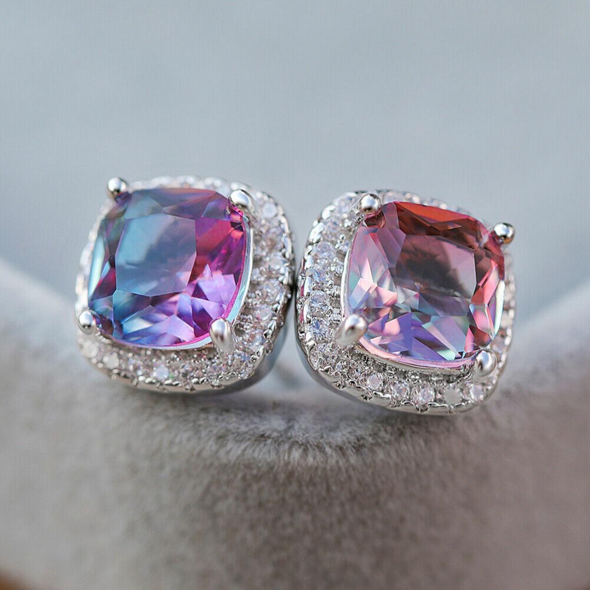 Luxury Gradient Color Square Zircon Stud Earrings For Women Men Temperament Classic Geometric Earring Wedding Banquet Jewelry
Luxury Gradient Color Square Zircon Stud Earrings For Women Men Temperament Classic Geometric Earring Wedding Banquet Jewelry
