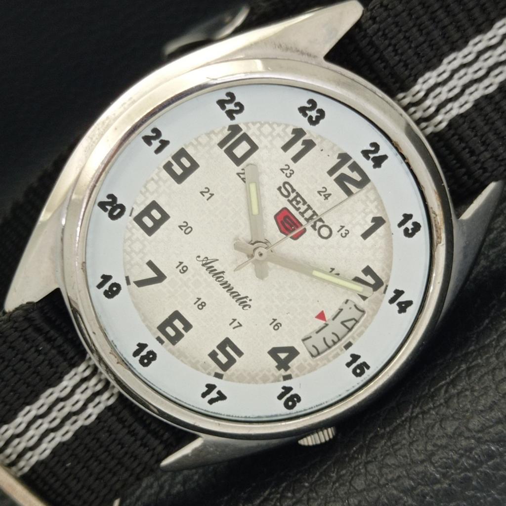 Б/У винтажные мужские часы SEIKO 5 AUTOMATIC JAPAN с серебряным циферблатом и датой a434213-2 R120-a434213
Б/У винтажные мужские часы SEIKO 5 AUTOMATIC JAPAN с серебряным циферблатом и датой a434213-2 R120-a434213