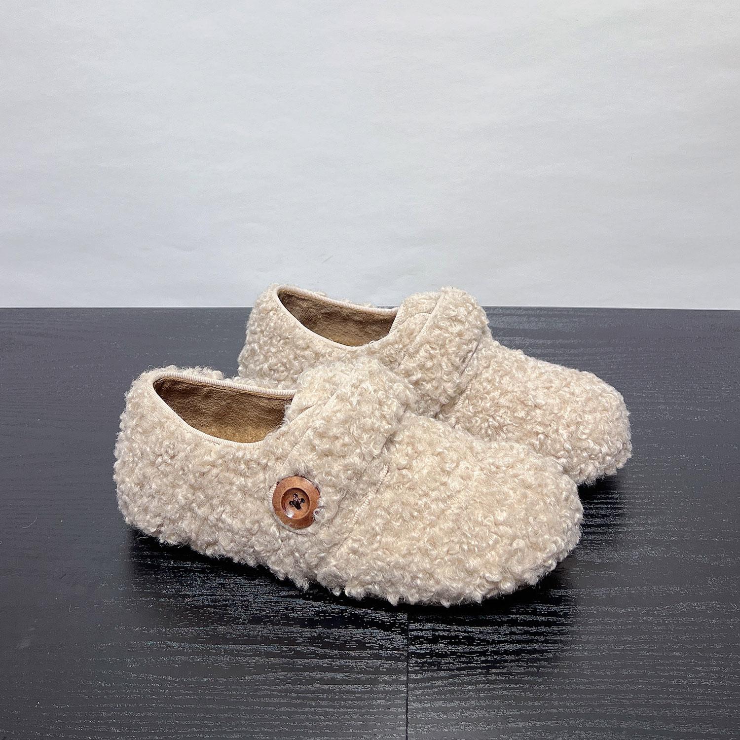 Soft-soled soft-faced Birkenstocks women s autumn and winter Mao Mao shoes 2025 new popular fashionable versatile casual lazy loafers 40
Soft-soled soft-faced Birkenstocks women s autumn and winter Mao Mao shoes 2025 new popular fashionable versatile casual lazy loafers 40