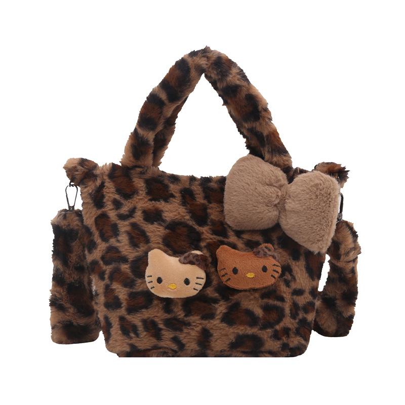 Женская вместительная пушистая сумка-тоут с леопардовым принтом - Коллекция Осень/Зима 2025
Женская вместительная пушистая сумка-тоут с леопардовым принтом - Коллекция Осень/Зима 2025