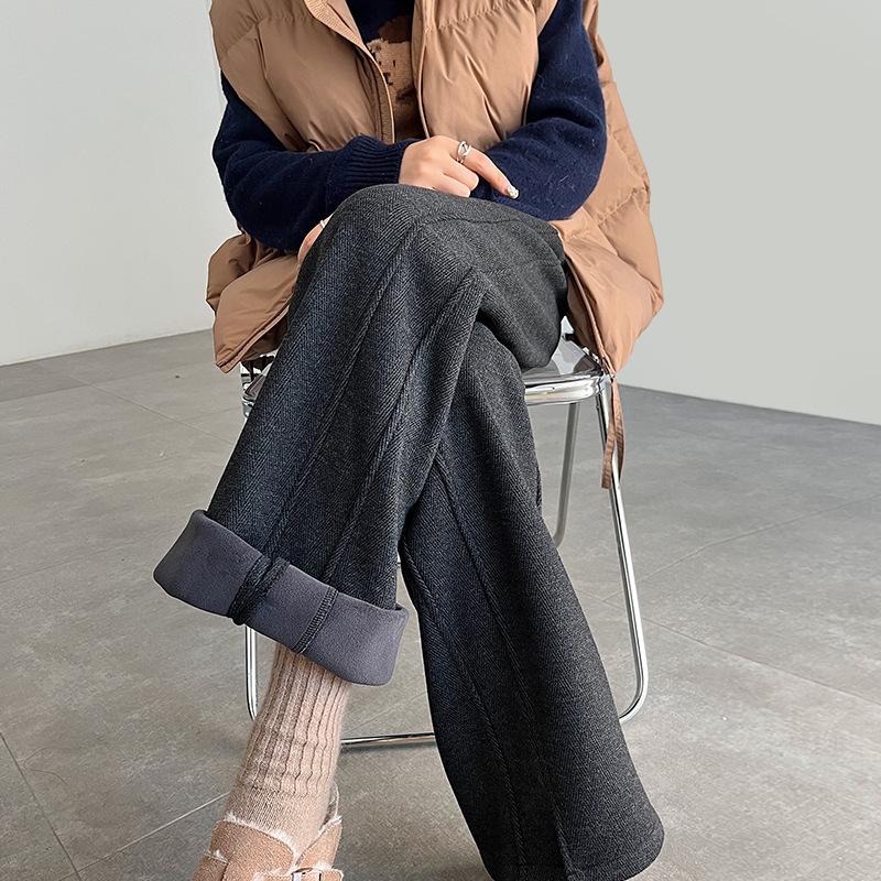 Женские осенне-зимние ретро прямые спортивные брюки с боковыми разрезами, с высокой талией, однотонные, рубчик, широкие брюки XXS
Женские осенне-зимние ретро прямые спортивные брюки с боковыми разрезами, с высокой талией, однотонные, рубчик, широкие брюки XXS