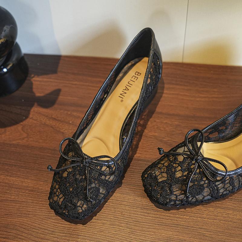 Балетки с мягкой подошвой на одной педали, женские туфли-лодочки с мелким вырезом, сетчатые туфли, дышащие туфли на толстом каблуке, весна и осень 34 чёрный
Балетки с мягкой подошвой на одной педали, женские туфли-лодочки с мелким вырезом, сетчатые туфли, дышащие туфли на толстом каблуке, весна и осень 34 чёрный