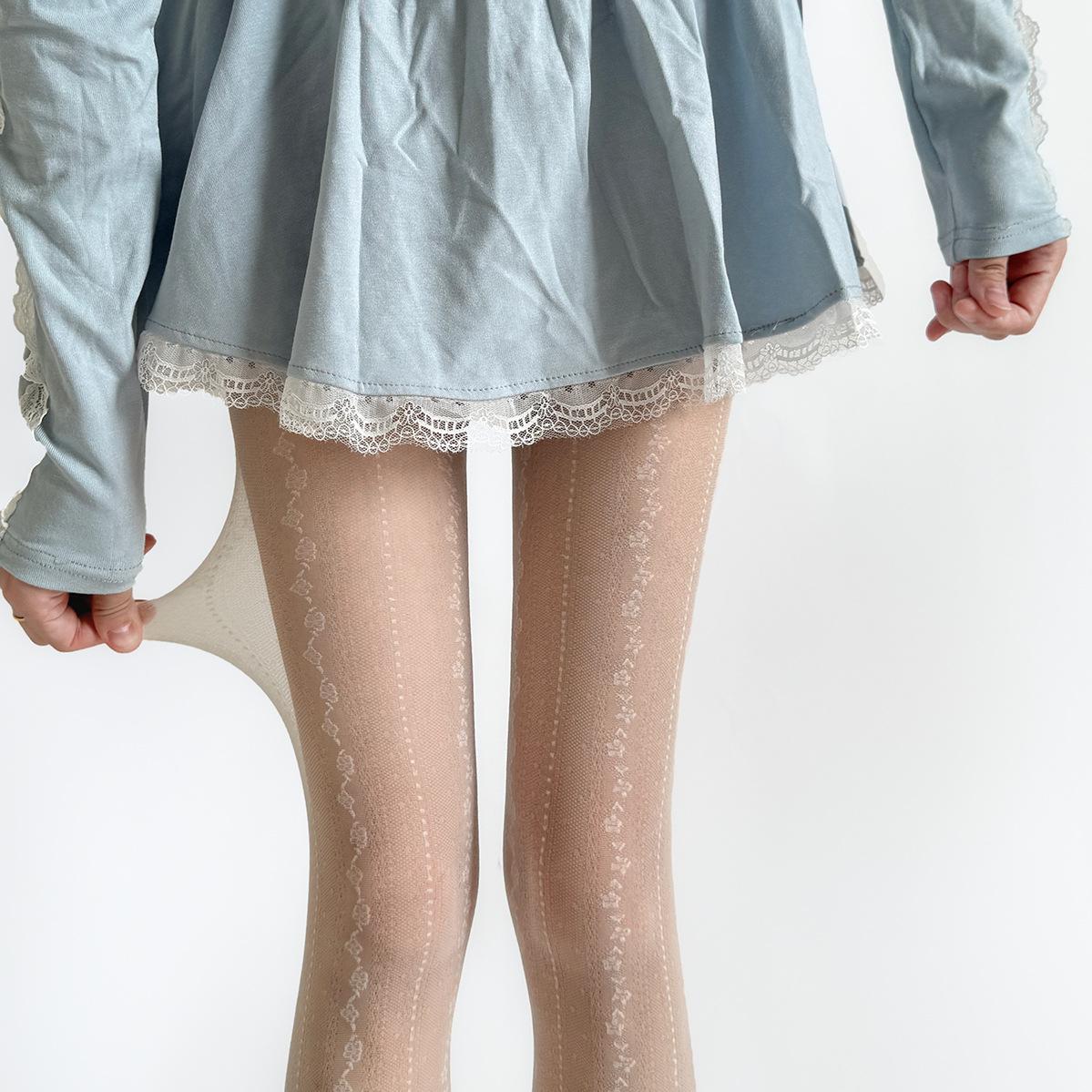 Girls Spring Summer Ultra Sheer Patterned Jacquard Floral Tights Sweet Vertical Stripe Dot Lace Floral Coquette Style Stockings One Size
Girls Spring Summer Ultra Sheer Patterned Jacquard Floral Tights Sweet Vertical Stripe Dot Lace Floral Coquette Style Stockings One Size