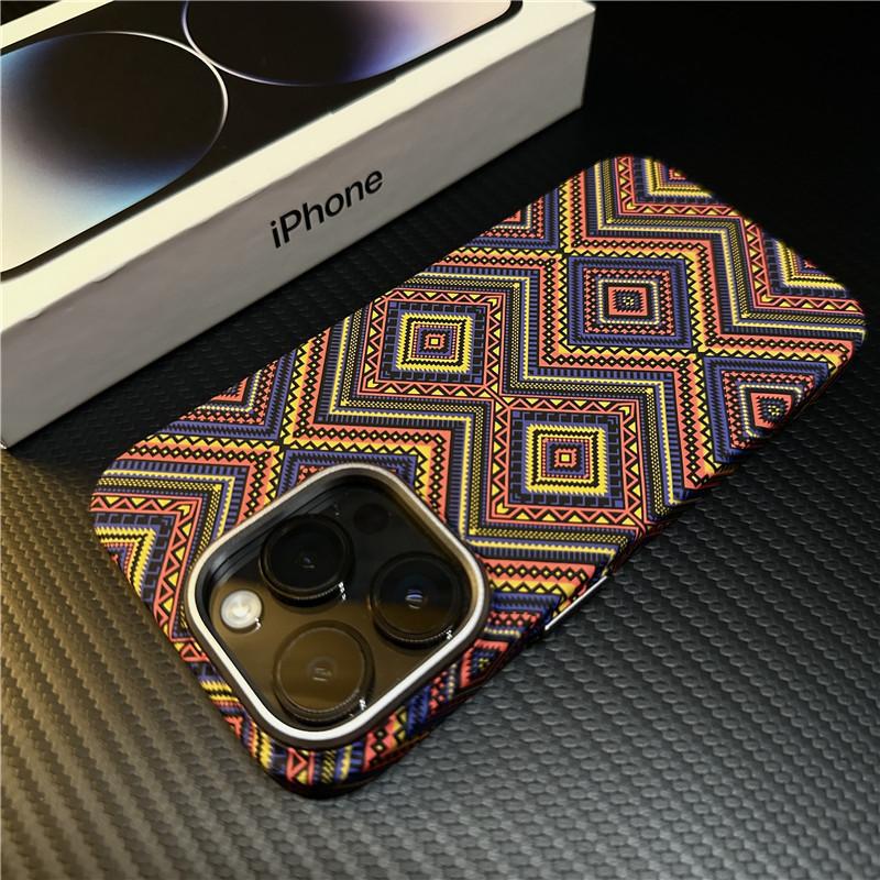 Retro Floral Magnetic Case for iPhone 17 Pro Max: Luminous, Skin-Feel, Anti-Fall Protection 13
Retro Floral Magnetic Case for iPhone 17 Pro Max: Luminous, Skin-Feel, Anti-Fall Protection 13