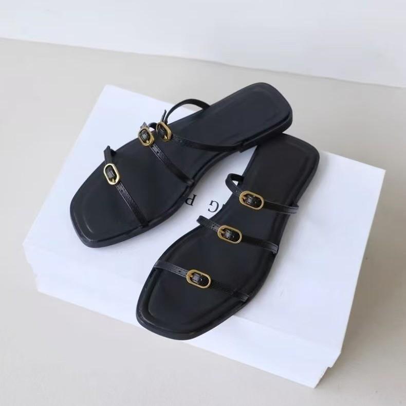 Square head flat bottom slippers women s summer new outer wear belt buckle one pedal sandals leisure travel vacation 41
Square head flat bottom slippers women s summer new outer wear belt buckle one pedal sandals leisure travel vacation 41
