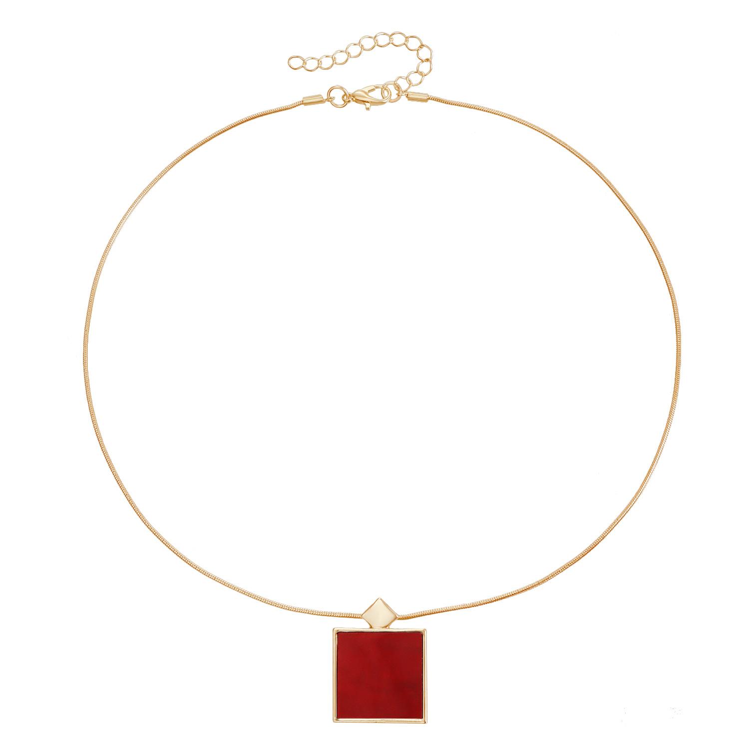 European and American jewelry ins personalized fashion geometric square tag collarbone chain retro simple temperament necklace
European and American jewelry ins personalized fashion geometric square tag collarbone chain retro simple temperament necklace