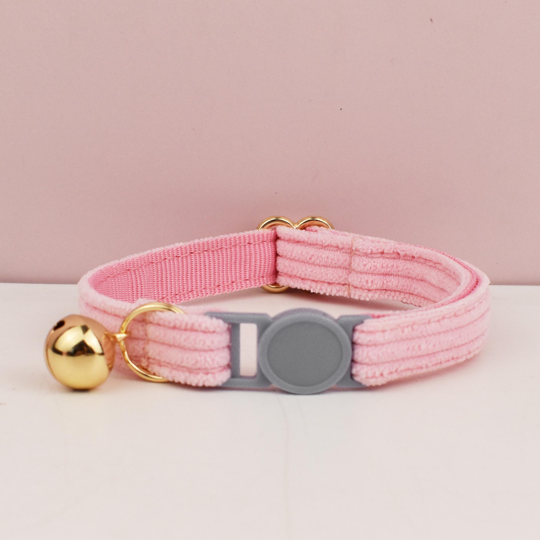 Pet collar velvet cat collar flat gray safety buckle cat collar cute bell cat collar bow S
Pet collar velvet cat collar flat gray safety buckle cat collar cute bell cat collar bow S