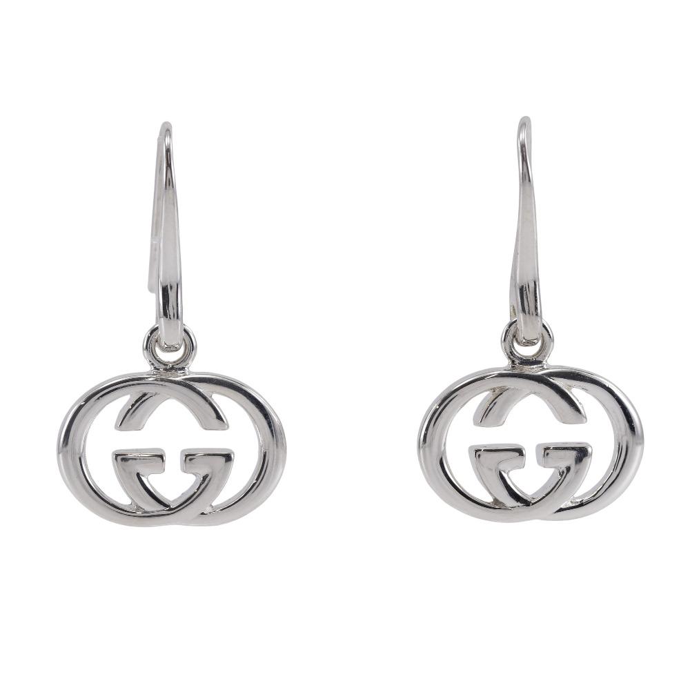 GUCCI Interlocking G Piercing Silver925 7.0g Women Used
GUCCI Interlocking G Piercing Silver925 7.0g Women Used